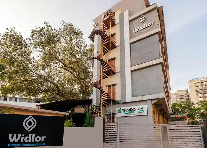 Treebo Premium Widlor Boutique With Swimming Pool Hotel Mumbai